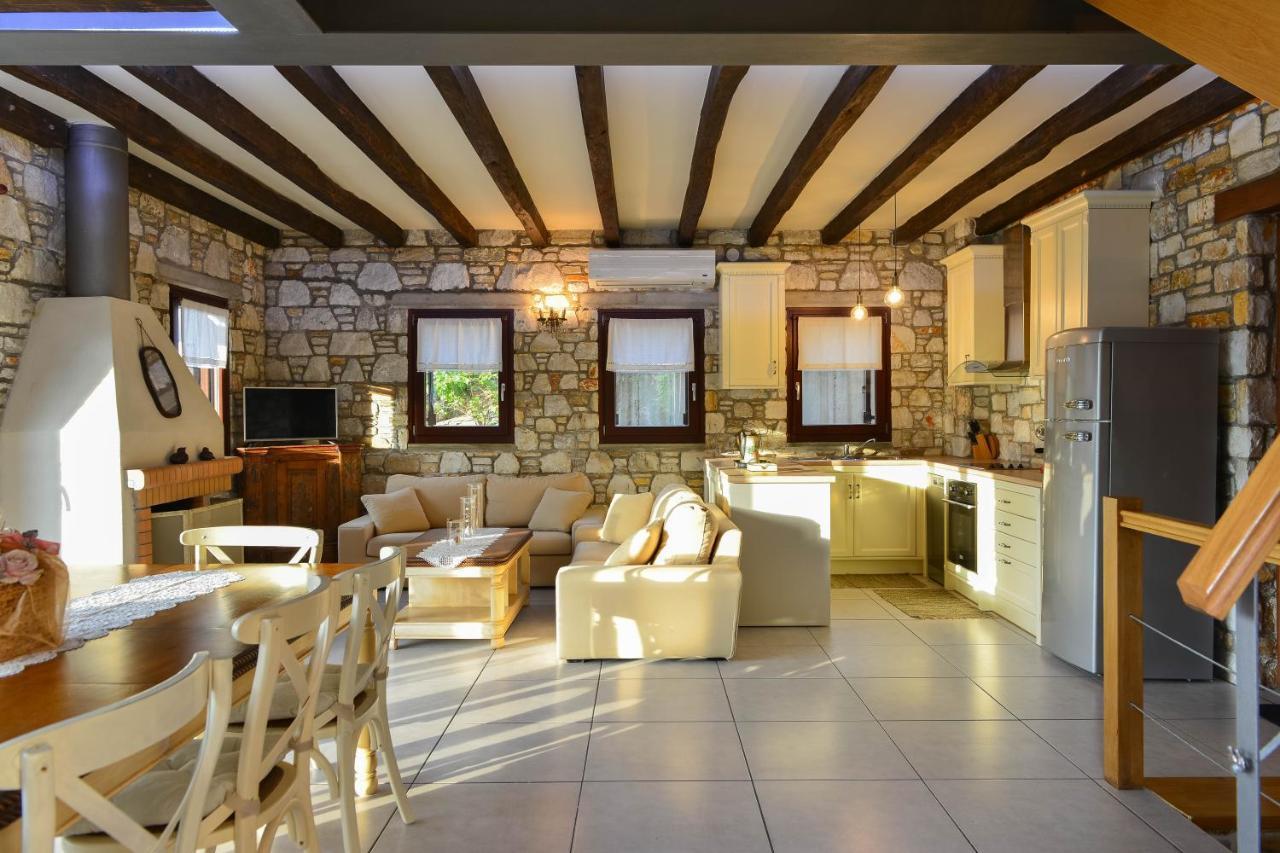 Pelion Bnb Luxury Homes ดามูคารี ภายนอก รูปภาพ